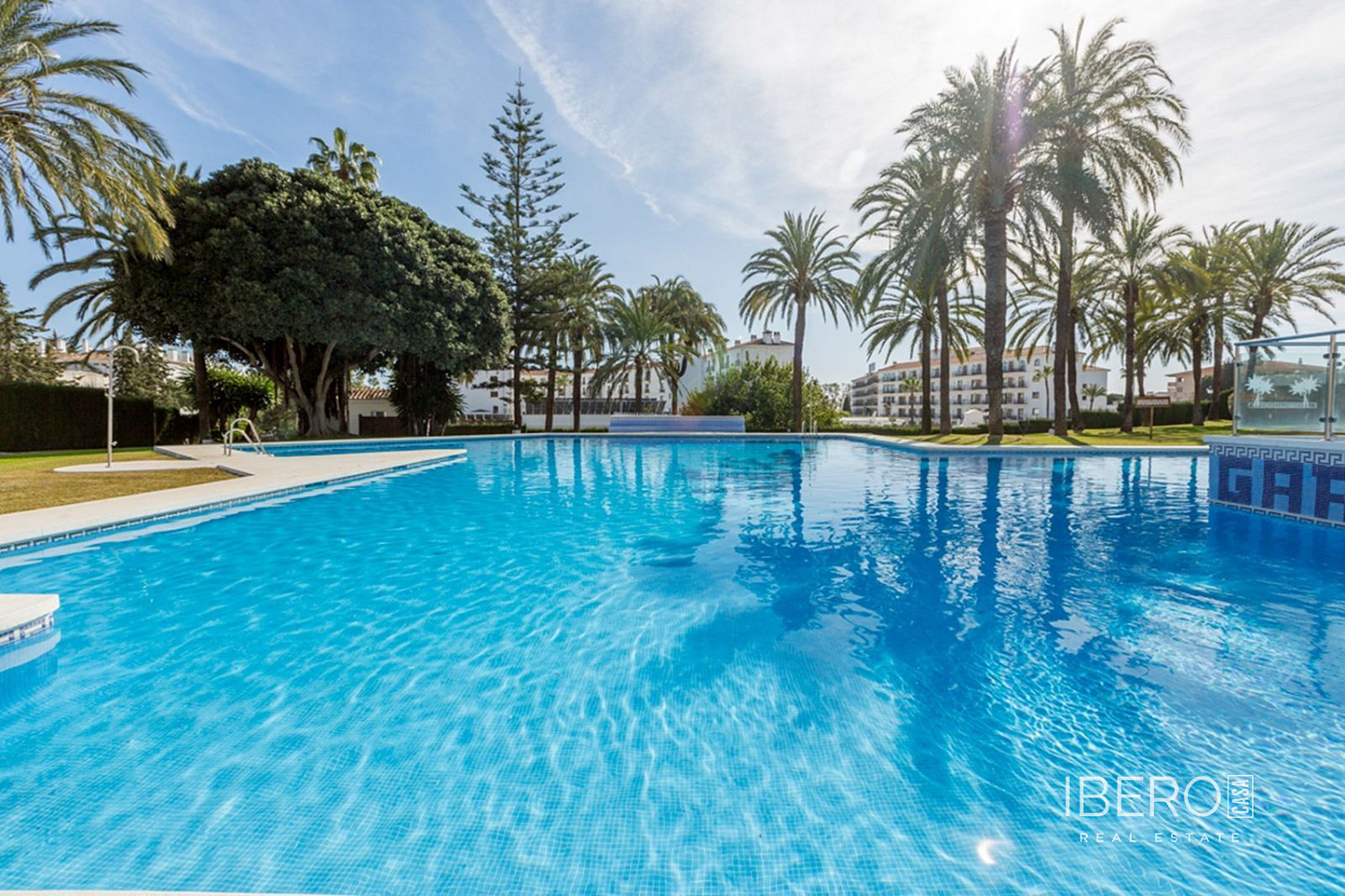 Piso 3+kk – Marbella, Nueva Andalucía - Vista 2