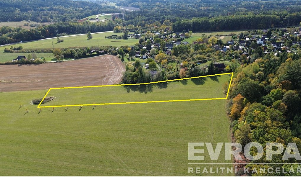 Prodej stavebního pozemku 9 986 m², Rokycany – náhled fotky 2