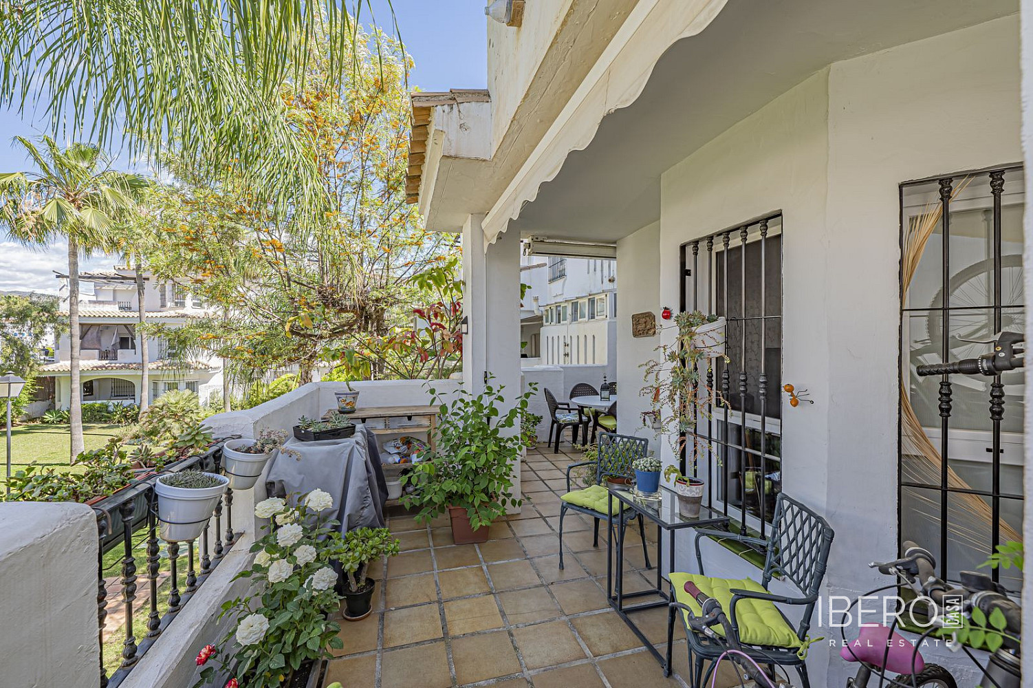 4+kk Apartment in Marbella, Nueva Andalucía - Vista 2