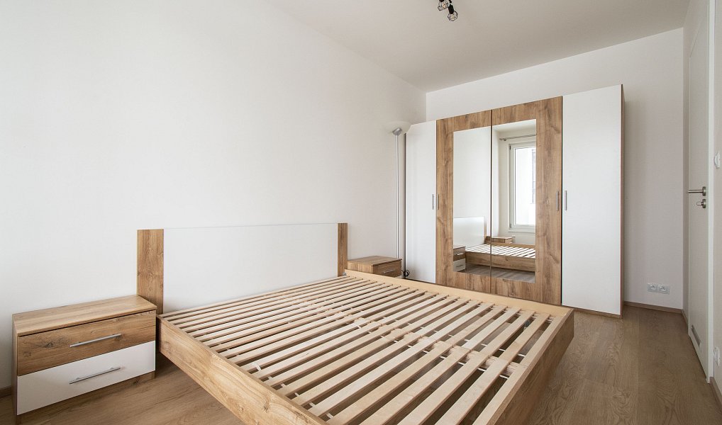 Pronájem bytu 2+kk 49 m², Praha – náhled fotky 7