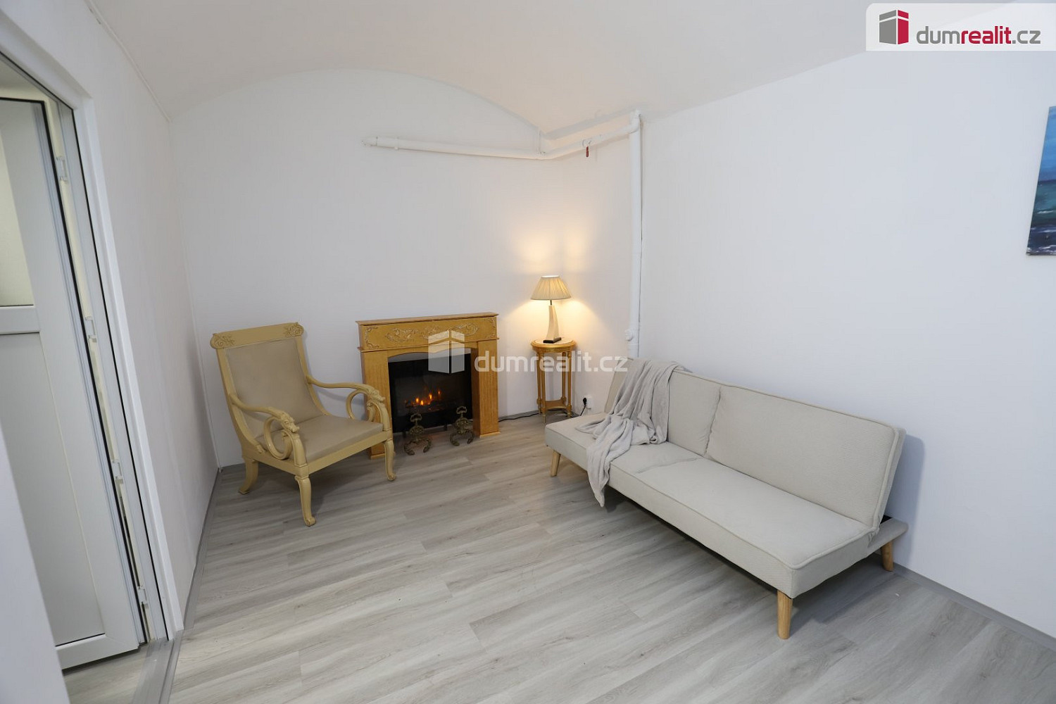 Prodej obchodních prostor 58 m²