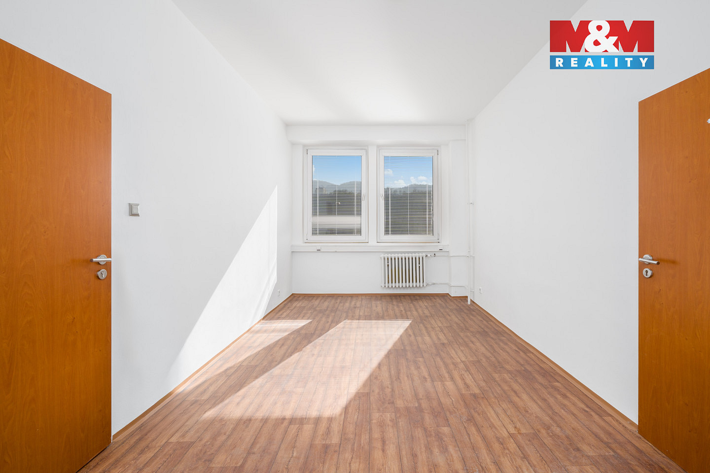 Pronájem kanceláře 53 m² — photo 3