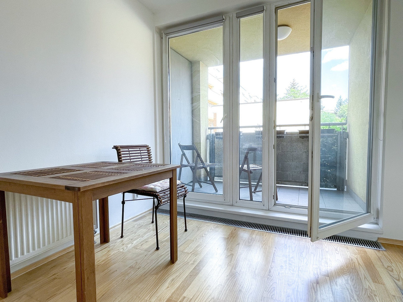Pronájem bytu 1+kk 29 m² – fotografie 5