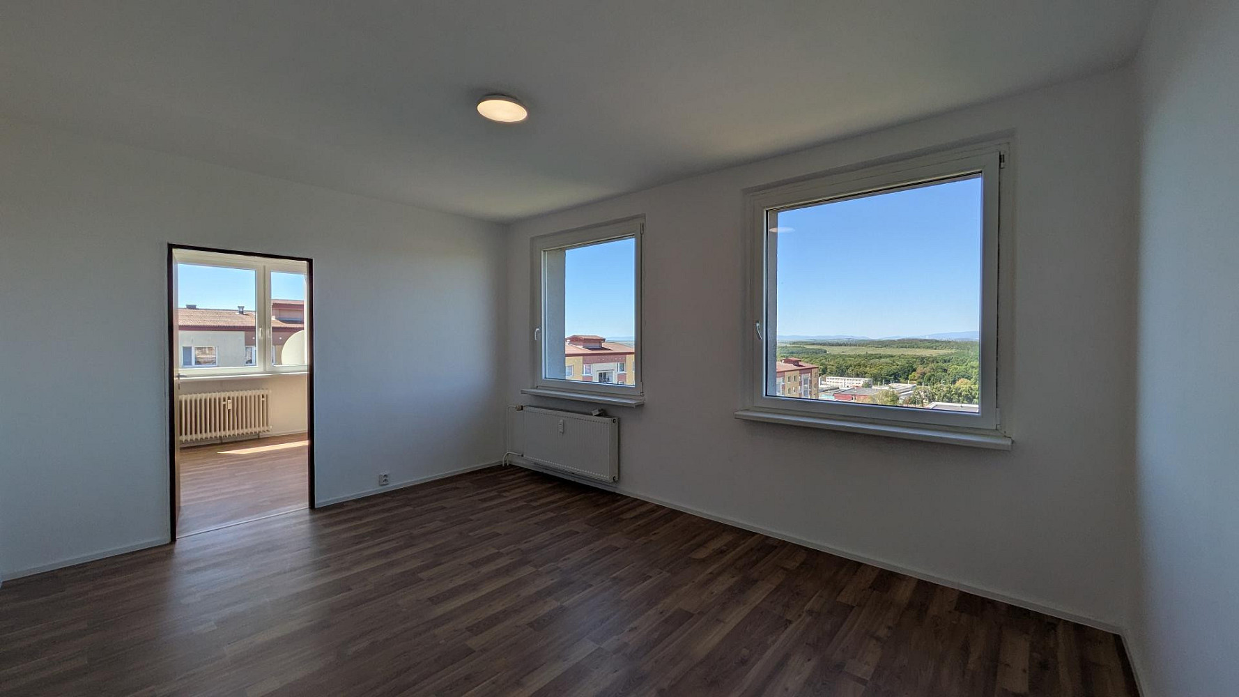 Pronájem bytu 3+1 65 m² — photo 2