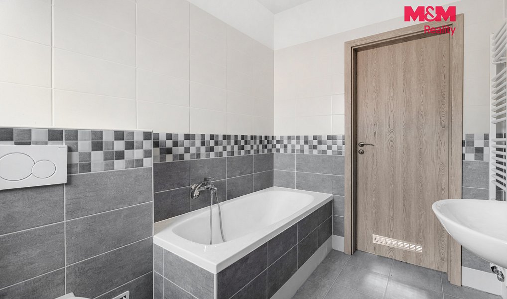 Prodej domu 76 m² s pozemkem 650 m², Dolní Beřkovice – náhled fotky 9