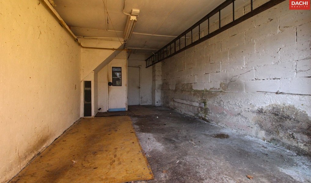 Prodej chaty/chalupy 130 m² s pozemkem 553 m², Komárno – náhled fotky 19