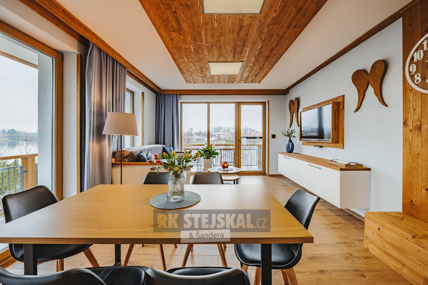 Pronájem bytu 2+kk 54 m² – fotografie 2