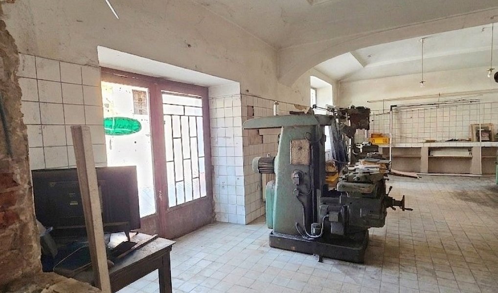 Prodej nájemního domu, činžáku 424 m², Chlumec – náhled fotky 8