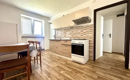 Pronájem bytu 2+1 57 m², náměstí Republiky, Bor, okres Tachov
