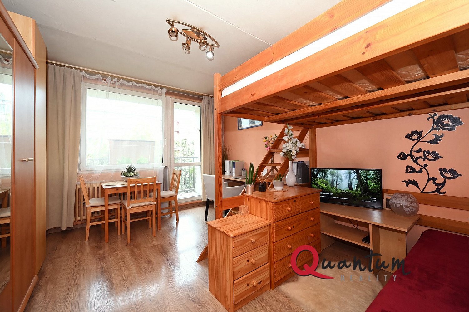 Pronájem bytu 1+kk 27 m²