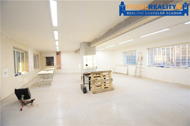 Pronájem výrobních prostor 100 m²