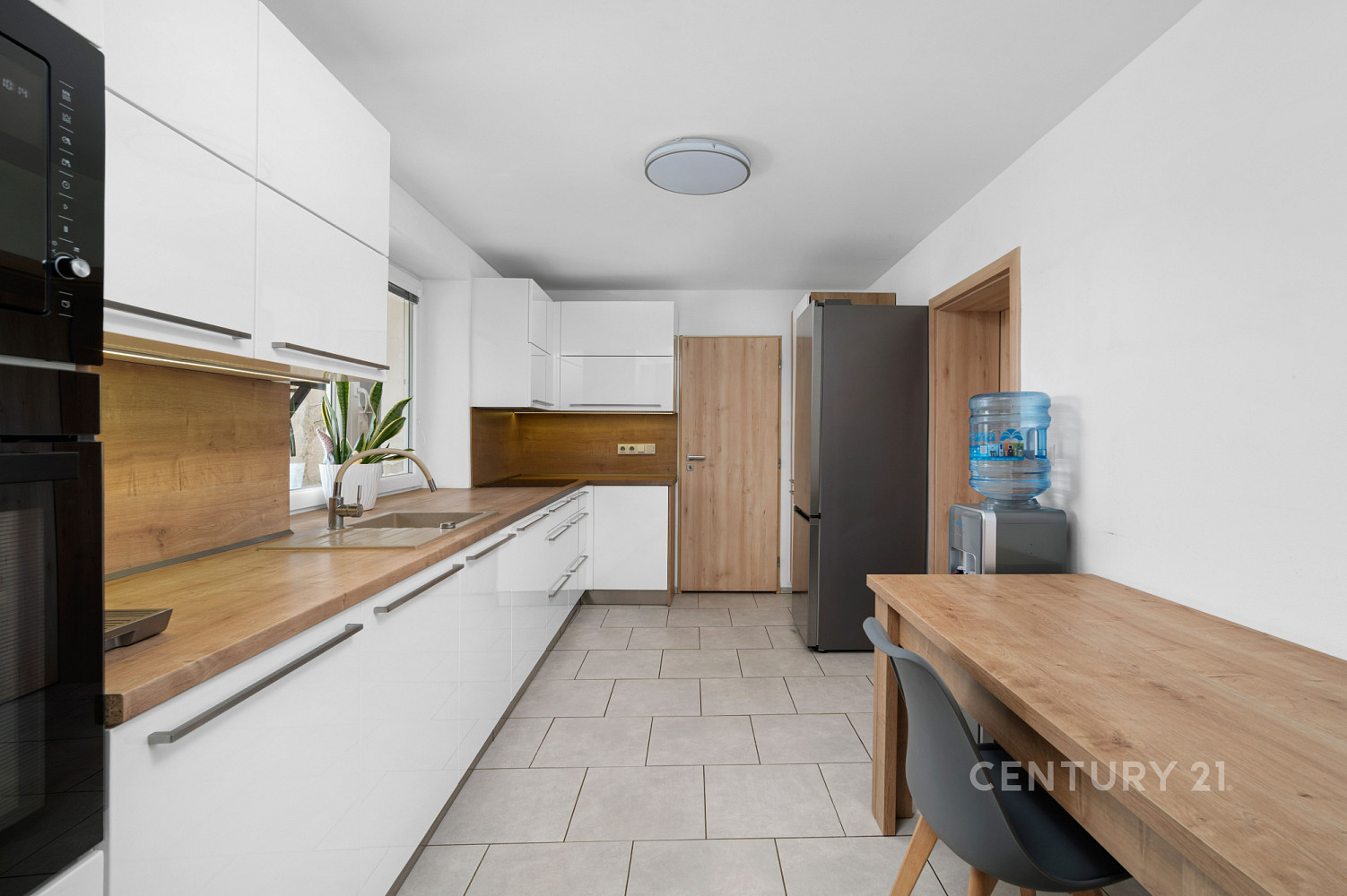 Prodej domu 190 m² s pozemkem 598 m²