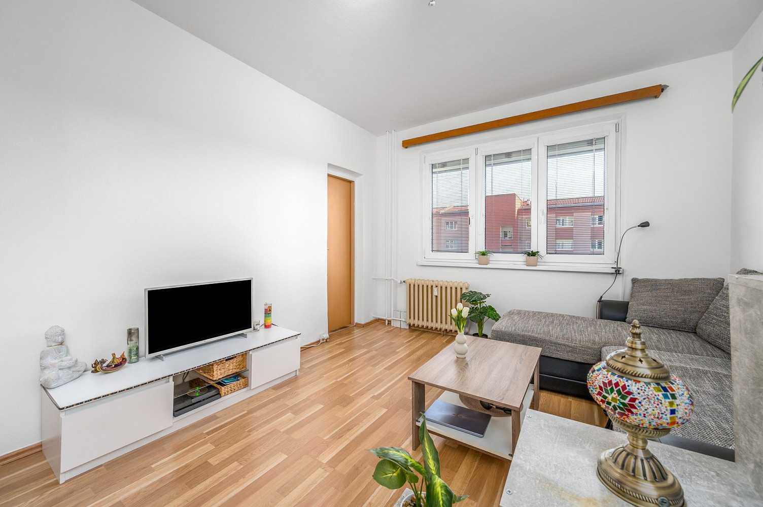 Pronájem bytu 2+kk 34 m² – fotografie 3