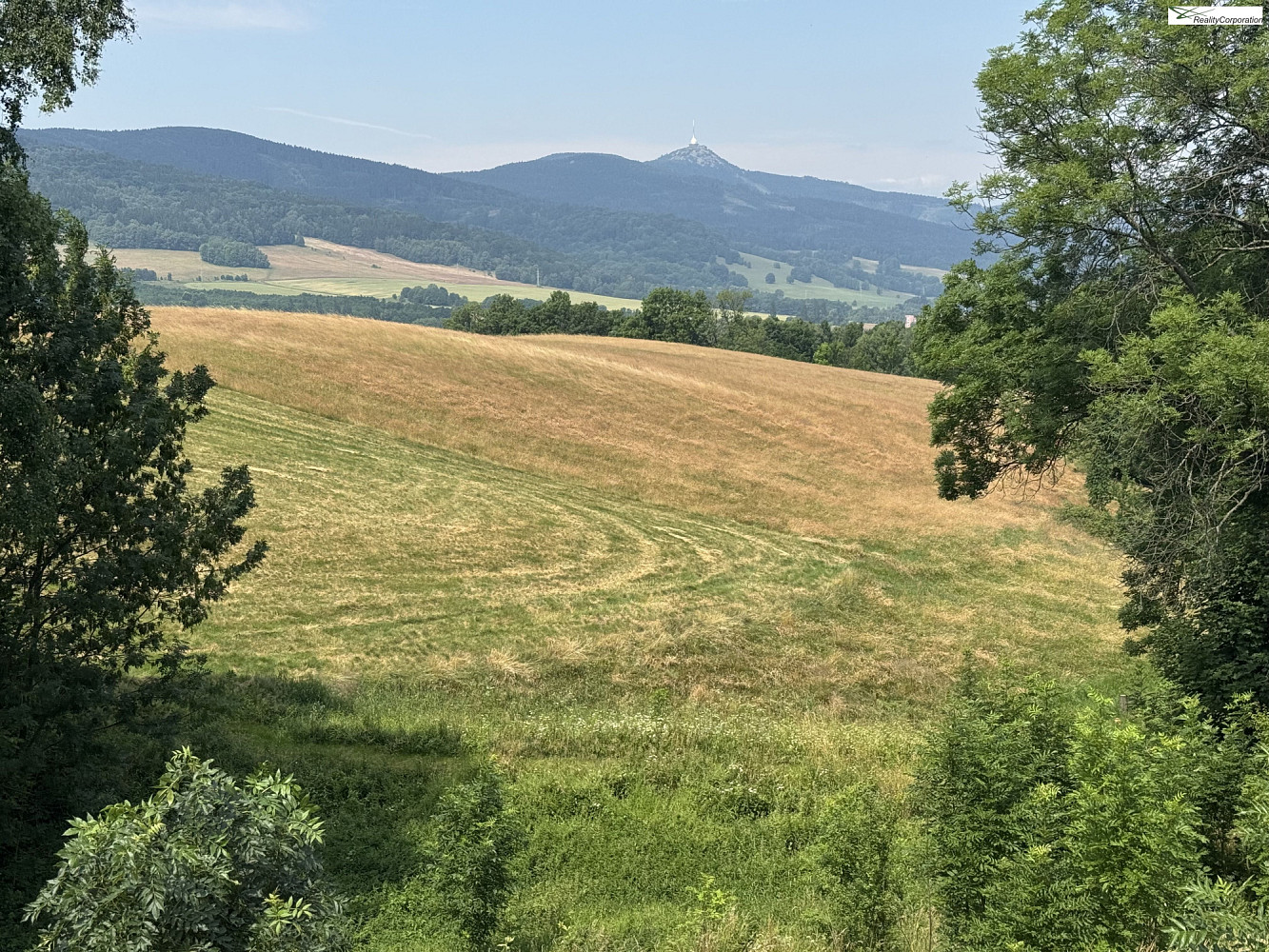 Prodej stavebního pozemku 4 689 m²