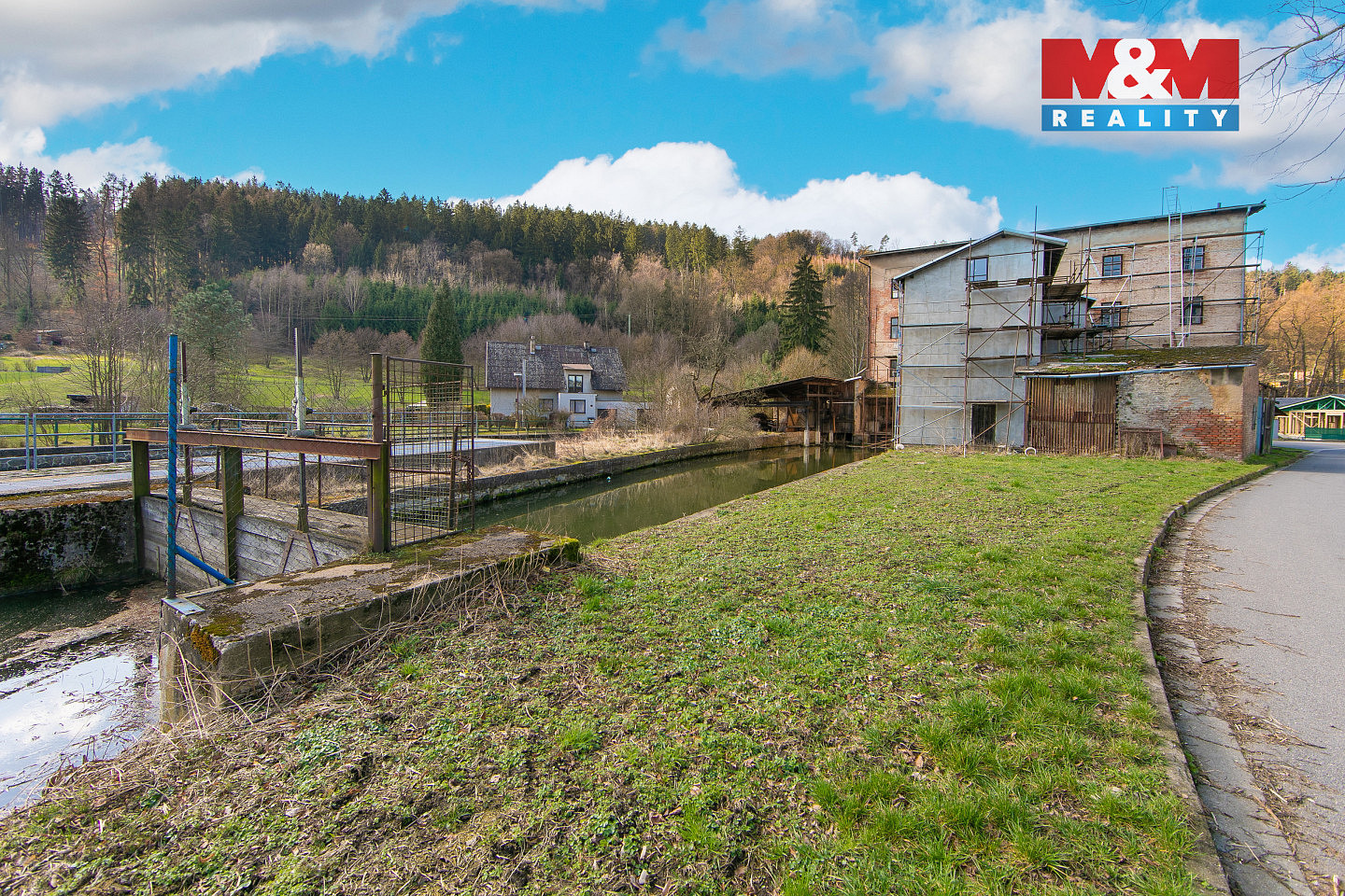 Prodej nájemního domu, činžáku 1 159 m² – pohled 4