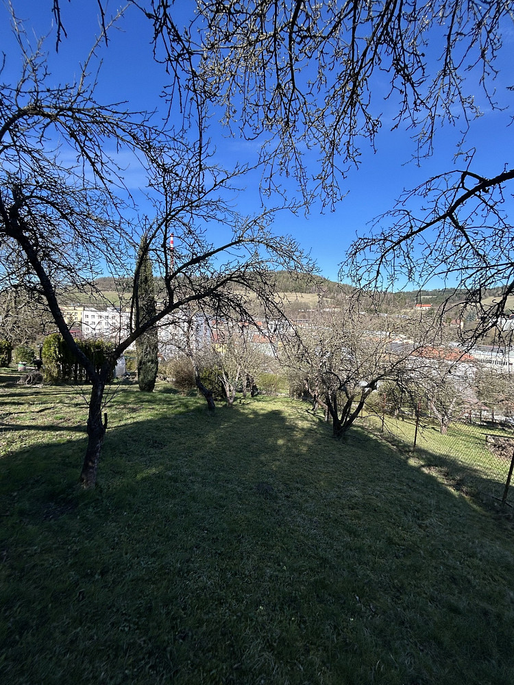 Prodej zahrady 654 m²