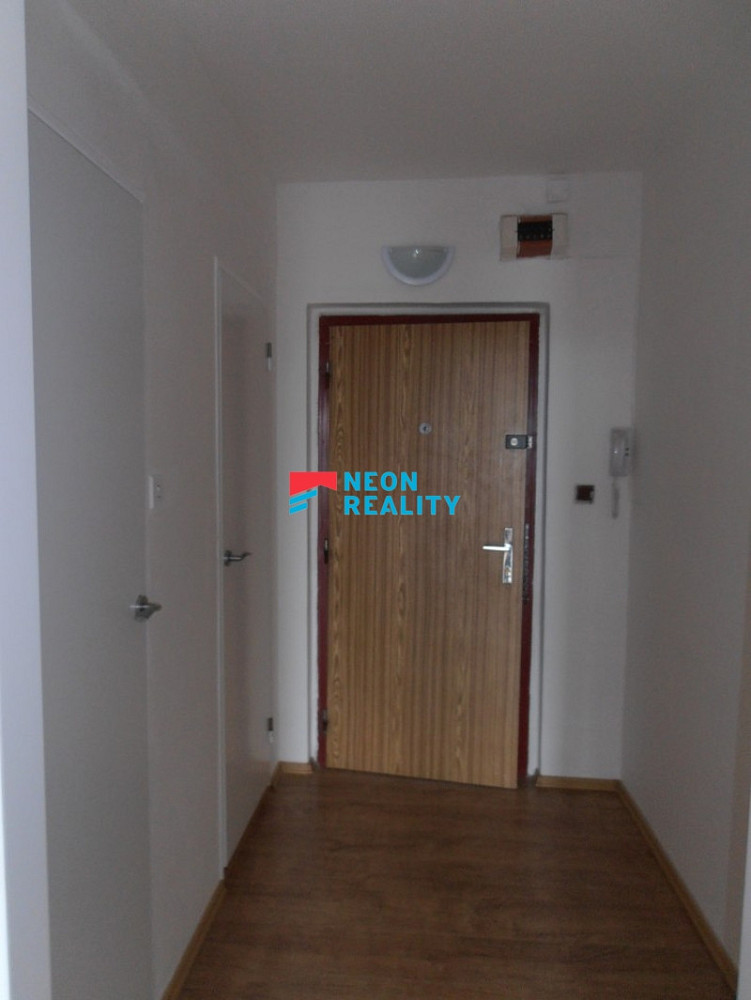 Pronájem bytu 1+kk 32 m² – fotografie 4