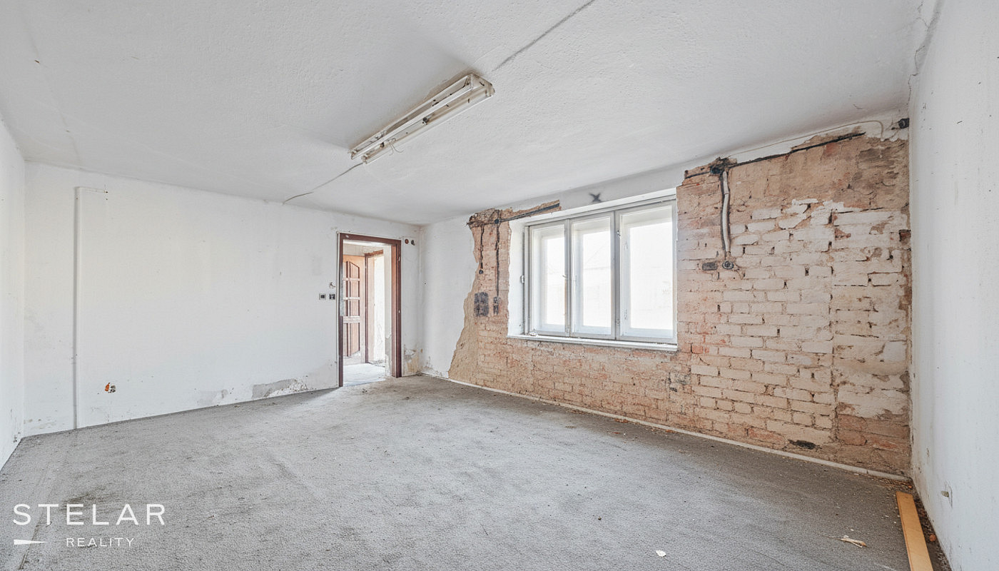 Prodej ubytovacího zařízení 137 m2s pozemkem 3170 m² jen 10 minut od Dukovan – pohled 2