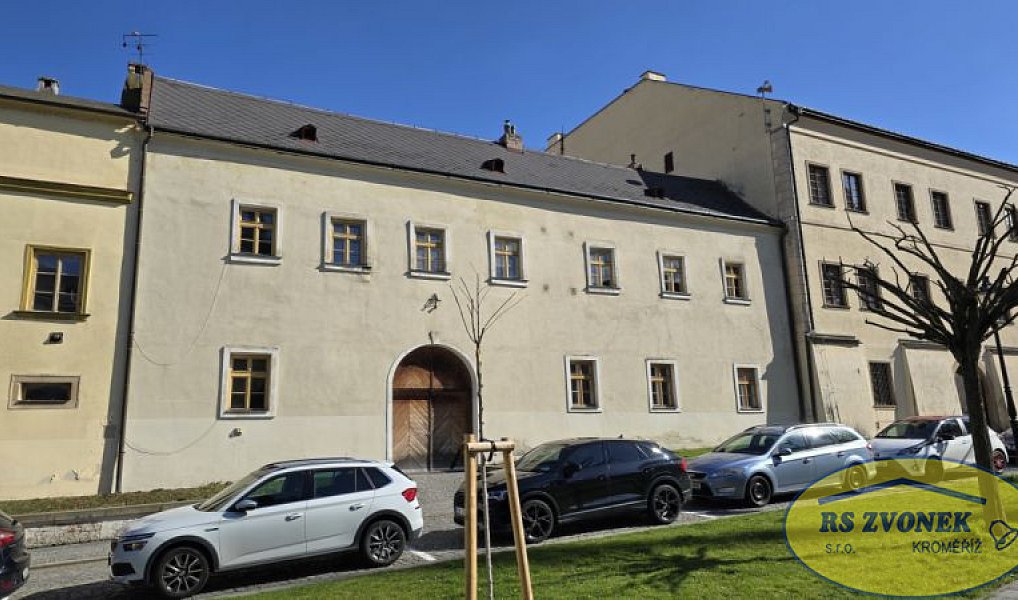 Prodej domu 2 800 m² s pozemkem 1 459 m², Kroměříž – náhled fotky 2