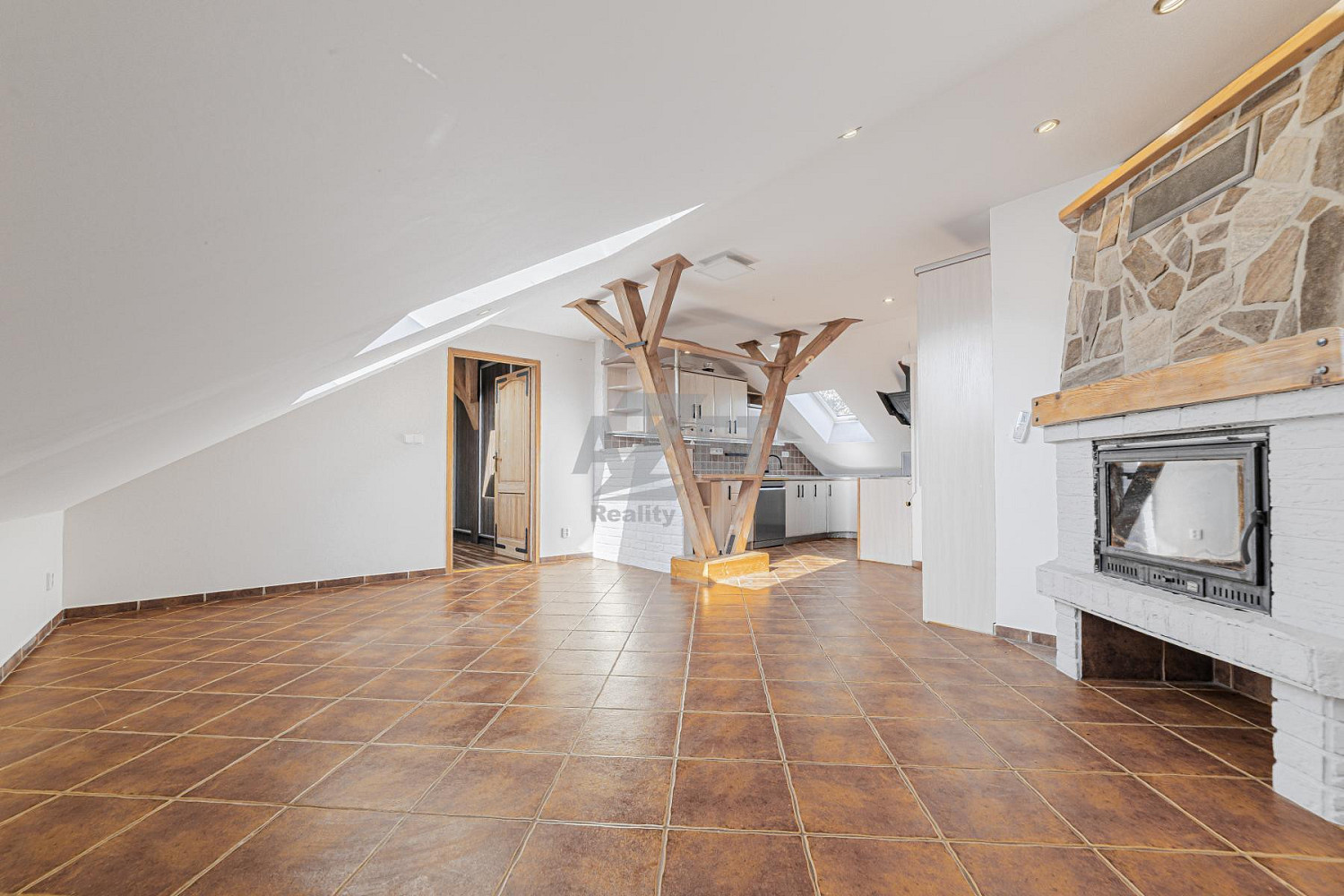Prodej bytu 4+kk 83 m²