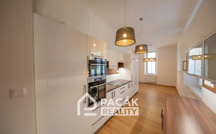 Pronájem bytu 3+1 123 m², Kollárovo nám., Olomouc