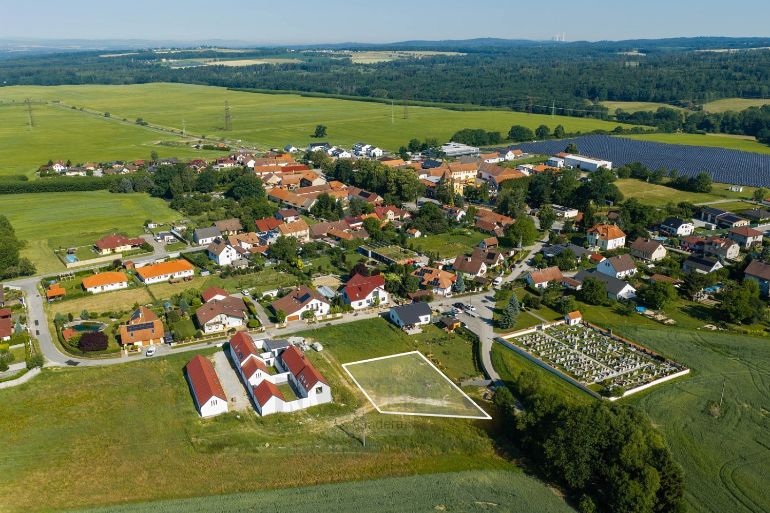 Prodej stavebního pozemku 1 004 m² – fotografie 3