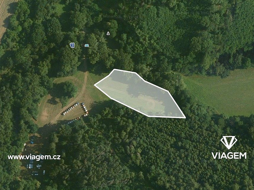 Prodej pole 2 341 m²