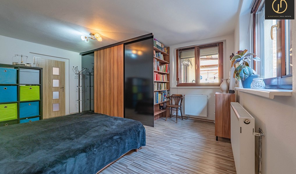 Prodej domu 216 m² s pozemkem 221 m², Hostouň – náhled fotky 13