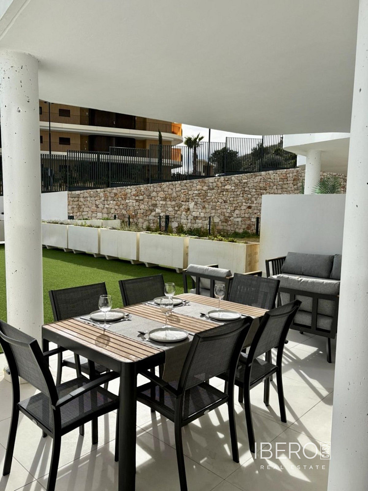 Piso 4+kk – Málaga, La Princesa, Carretera de Cádiz - Vista 2