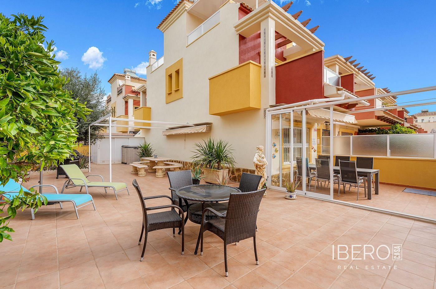 Prodej domu 97 m² s pozemkem 241 m², Villamartin