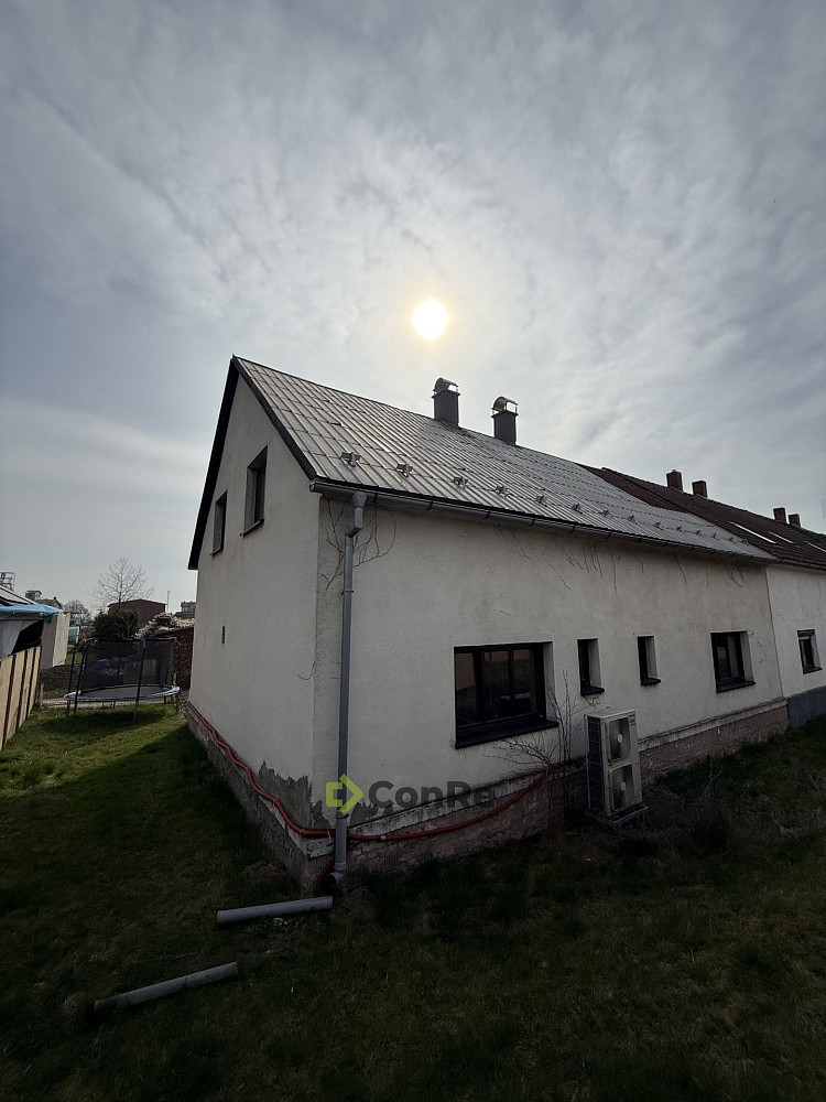Prodej domu 160 m² s pozemkem 306 m² – fotografie 2