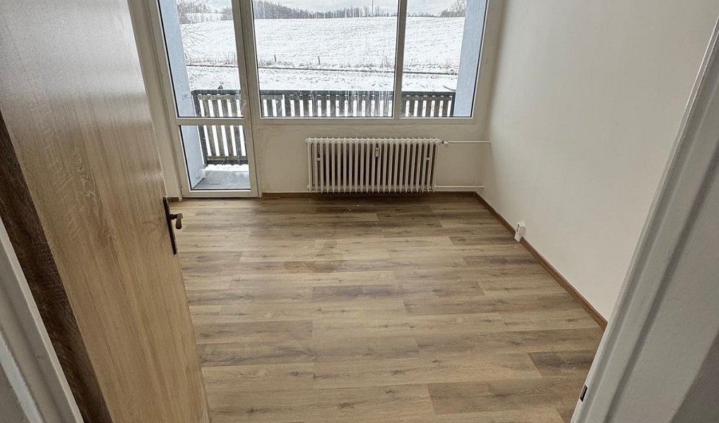 Pronájem bytu 3+1 75 m², Mikulášovice – náhled fotky 5