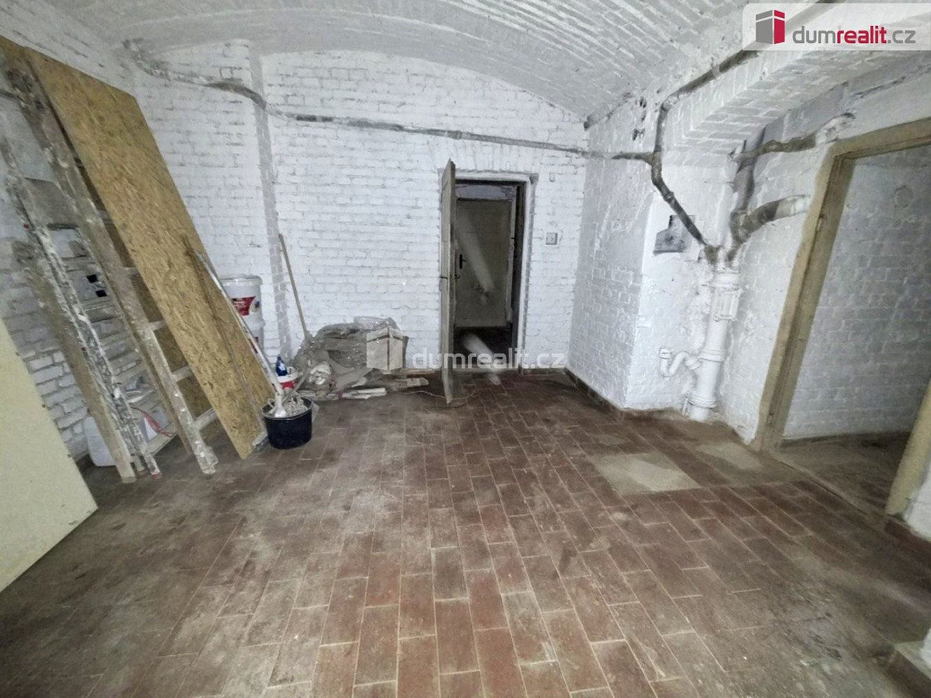 Prodej komerčního objektu (jiného typu) 228 m² — photo 3