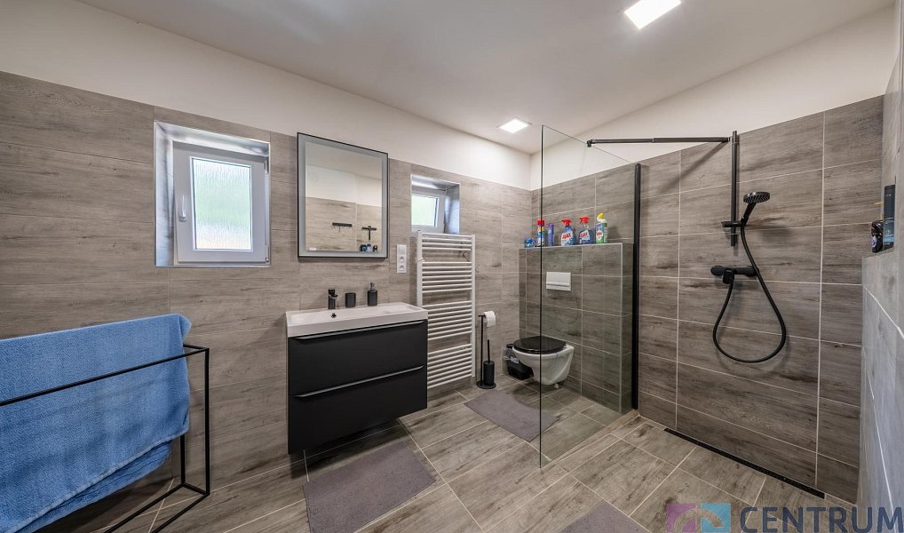 Prodej domu 243 m² s pozemkem 1 440 m², Koberovy – náhled fotky 6