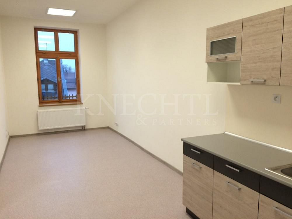Pronájem kanceláře 41 m² – fotografie 4