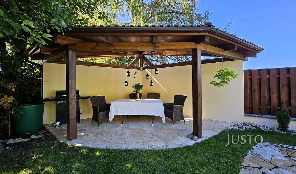 Prodej domu 322 m² s pozemkem 777 m², Písek – náhled fotky 25