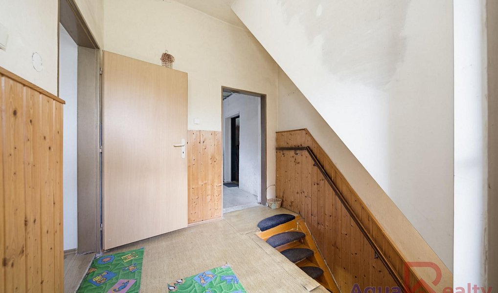 Prodej domu 330 m² s pozemkem 1 180 m², Stanovice – náhled fotky 11
