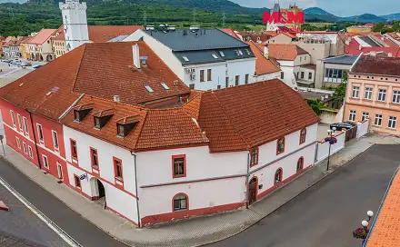 Prodej domu 500 m² s pozemkem 374 m², Boženy Němcové, Kadaň, okres Chomutov