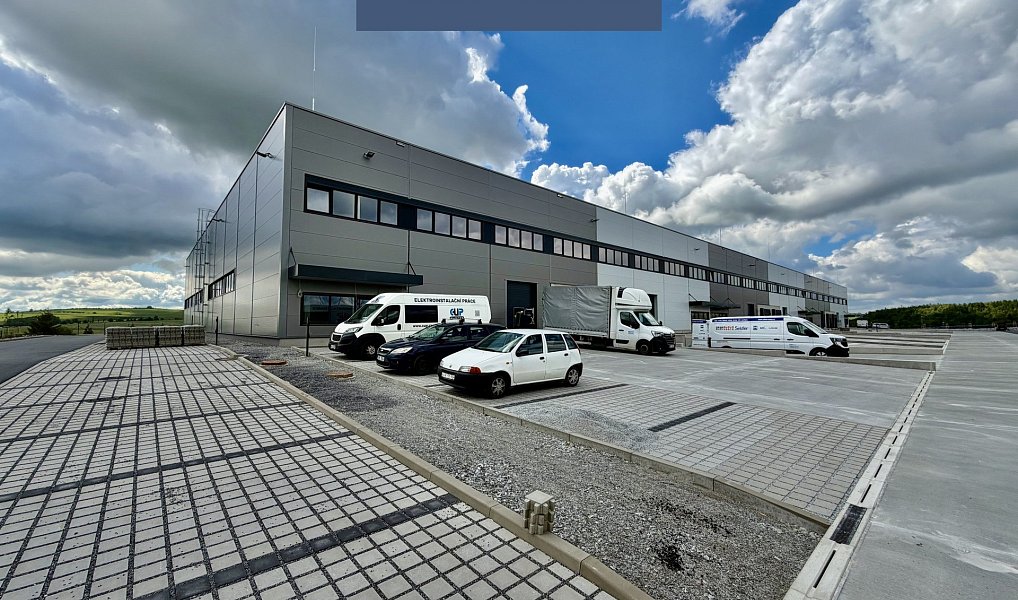 Pronájem skladovacích prostor 1 700 m², Jihlava – náhled fotky 3