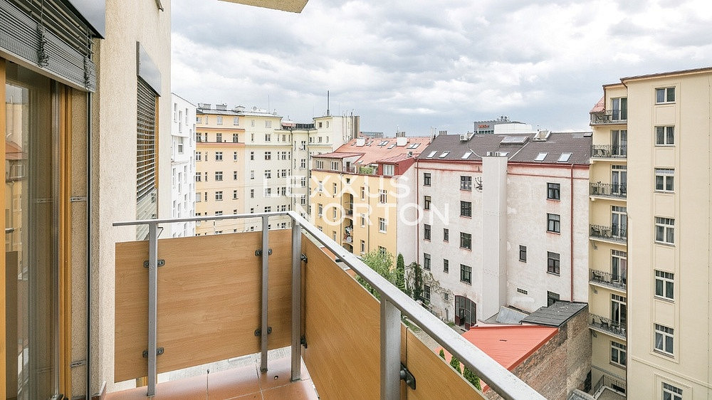 Pronájem bytu 2+kk 45 m² – fotografie 3