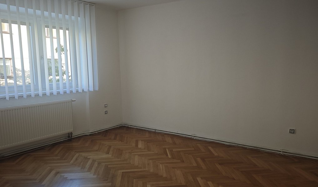 Pronájem bytu 3+1 77 m², Znojmo – náhled fotky 4