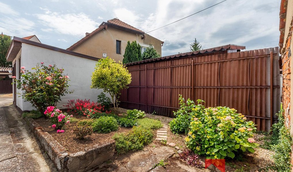 Prodej domu 322 m² s pozemkem 498 m², Nová Ves – náhled fotky 2