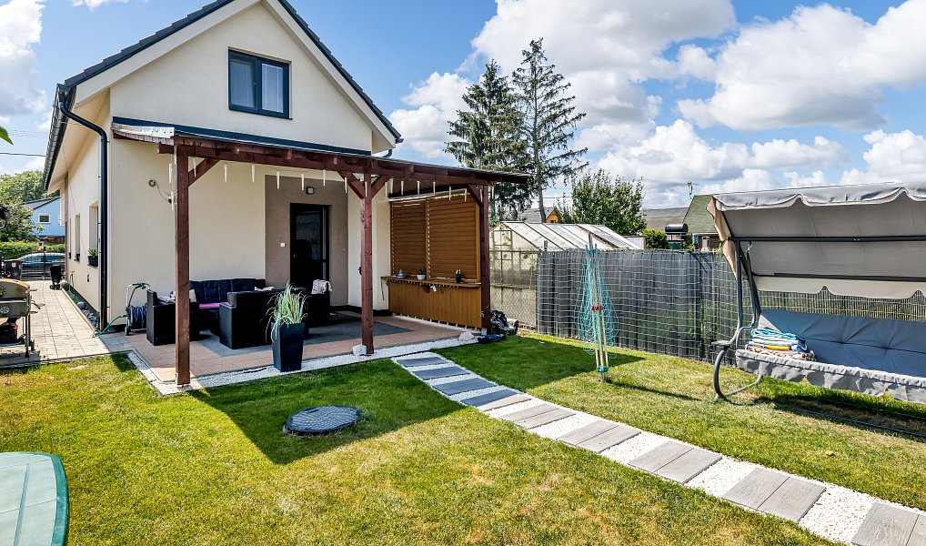 Prodej domu 150 m² s pozemkem 437 m², Mladá Boleslav – náhled fotky 2