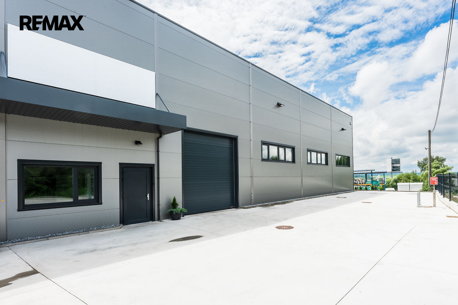Pronájem skladovacích prostor 477 m² — photo 2