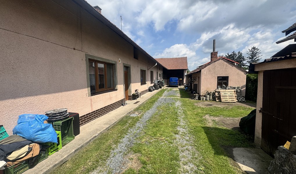Prodej domu 161 m² s pozemkem 930 m², Lovčice – náhled fotky 23