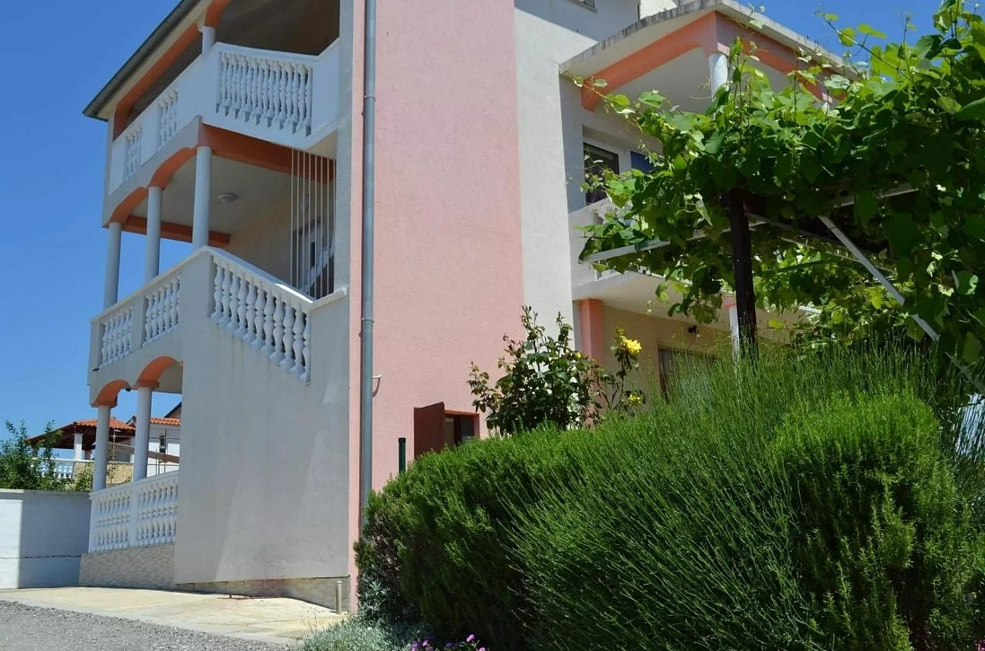 Prodej bytu atypického 300 m²