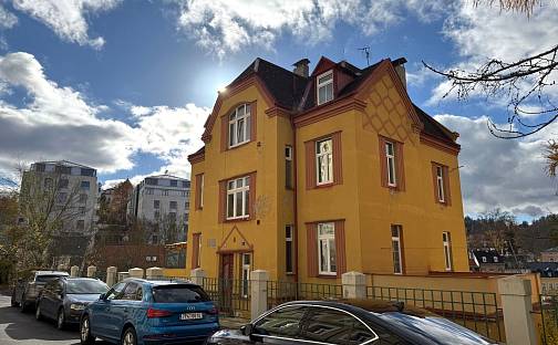 Prodej bytu 2+1 60 m², Petřín, Karlovy Vary