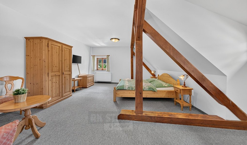 Prodej ubytovacího objektu 1 750 m², Rožmberk nad Vltavou – náhled fotky 28