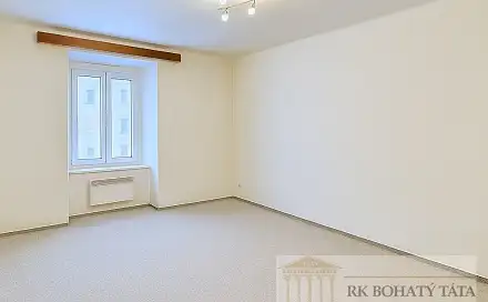 Pronájem bytu 1+kk 36 m²