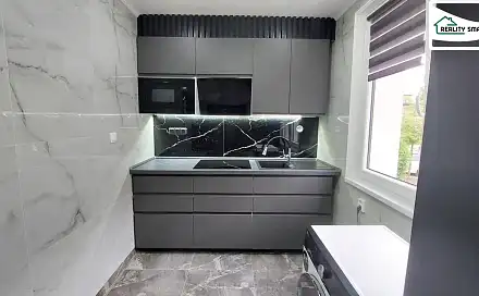 Pronájem bytu 3+1 69 m², Kosmonautů, Cheb